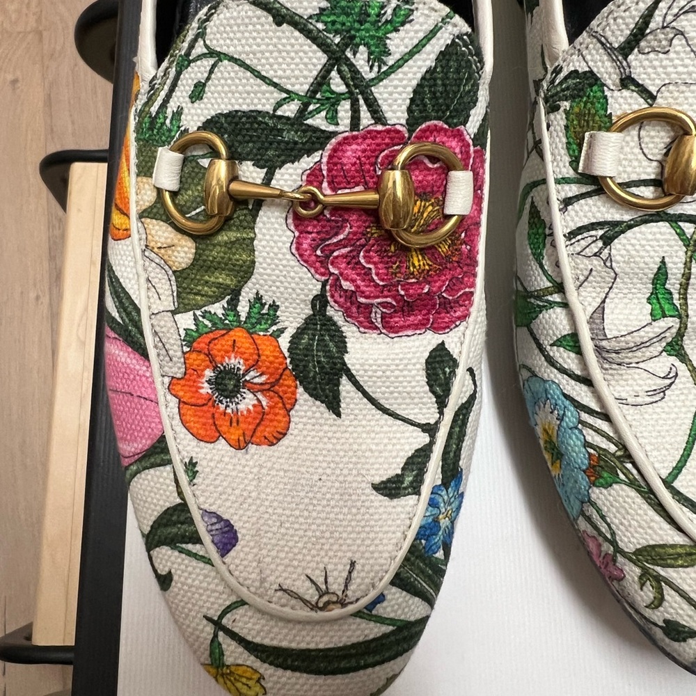Gucci Women's Floral Loafers - With box! - Picture 3 of 8